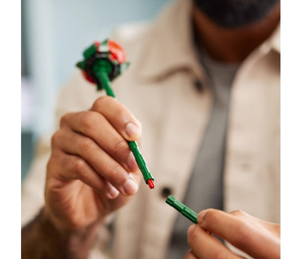 LEGO Botanicals 10328 Bukiet róż - 1202085 - zdjęcie 11